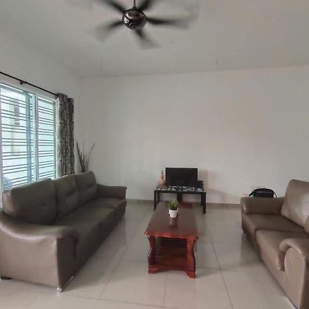 Karak Indah Homestay Dış mekan fotoğraf